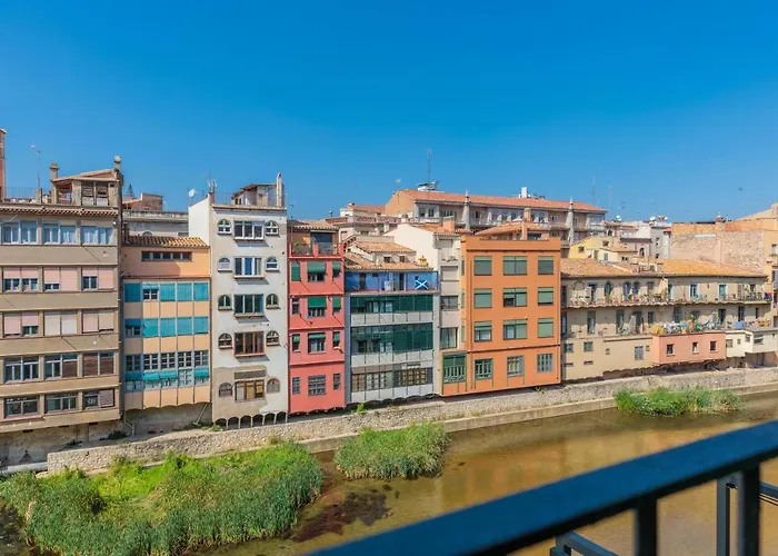 Flateli Rambla 5 3-1 * Gerona